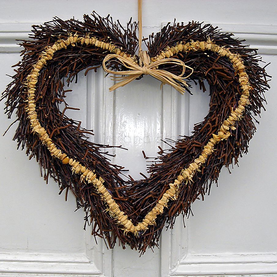 Large willow rosebud heart Bliss and Bloom